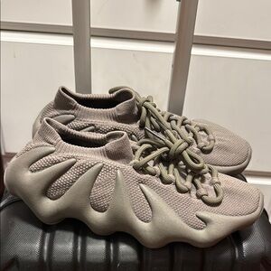 Stylish Beige Sneakers